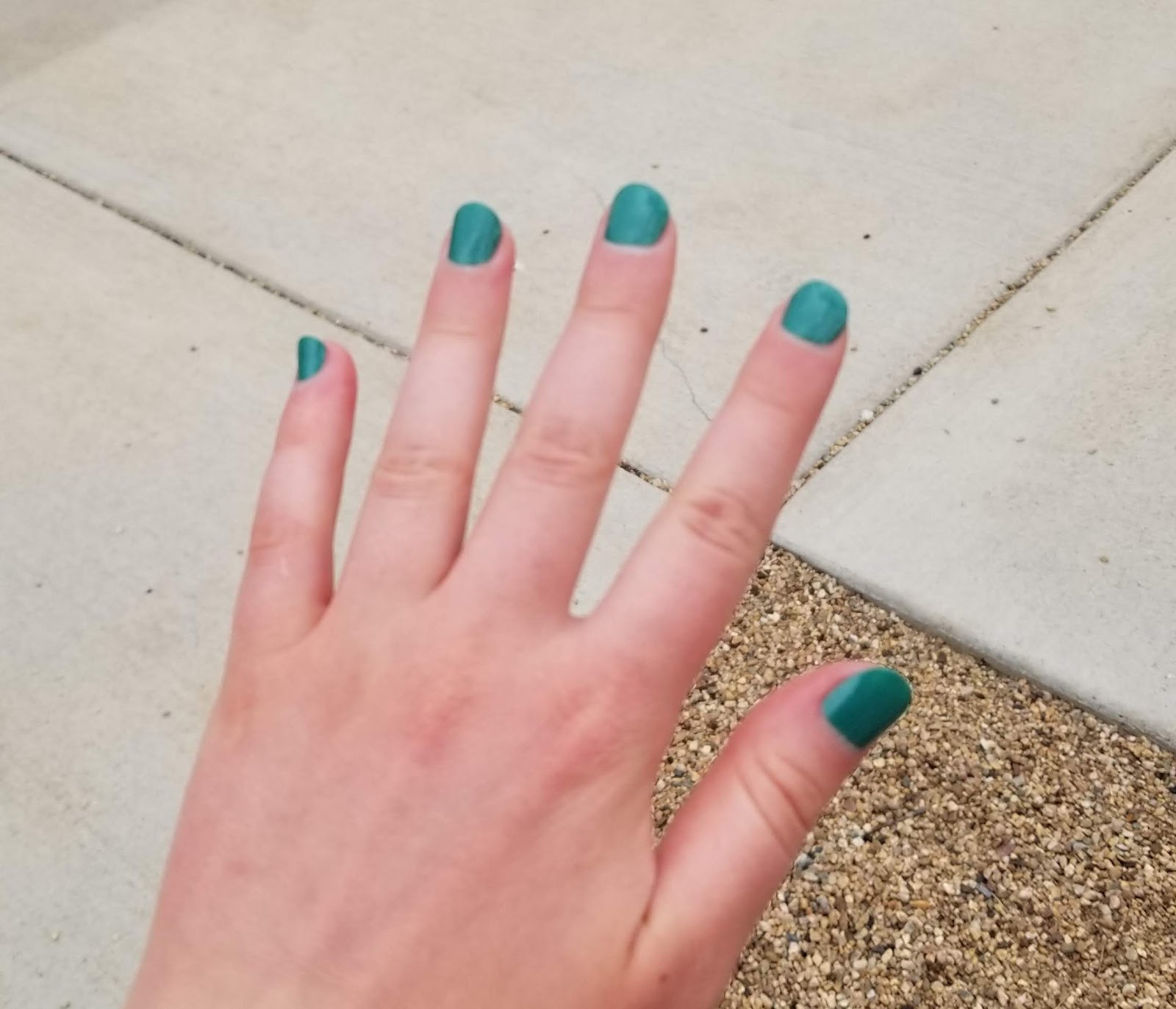 Sunflower Spa nail photo 1